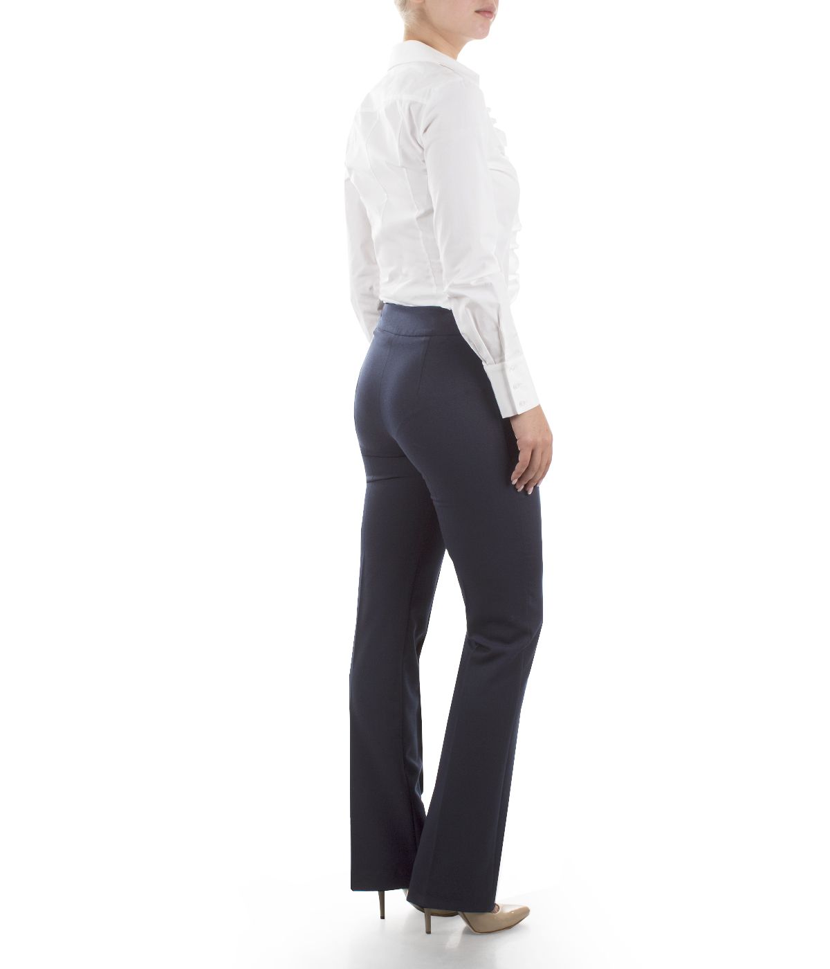 Cigarette high-waisted trousers with crease and decorative buttoning  3